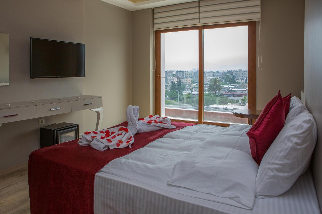 Akcali Hotel İskenderun Buitenkant foto